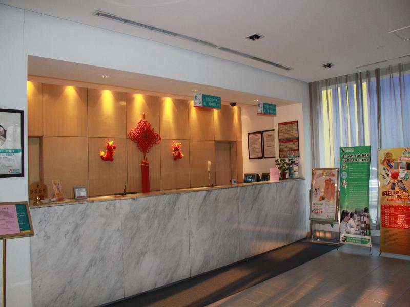 Jinjiang Inn Harbin Qunli Metro Supermarket Airport Bus Station Bagian luar foto